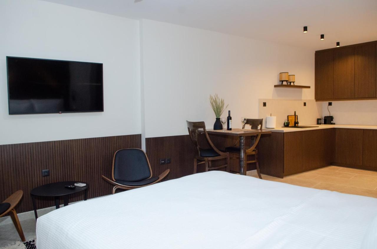 Leone Suites Nafpaktos Luaran gambar